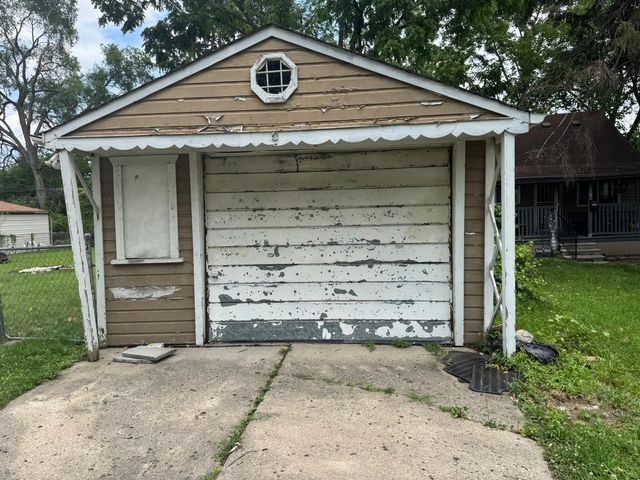 6388 NW Montrose Street NW, Detroit, MI 48228
