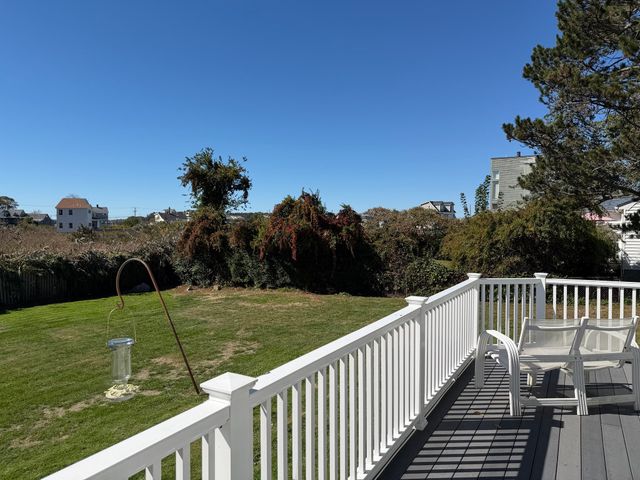 175 Spring St 1, Hull, MA 02045