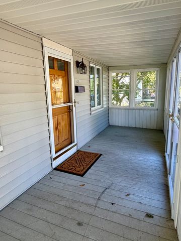 175 Spring St 1, Hull, MA 02045