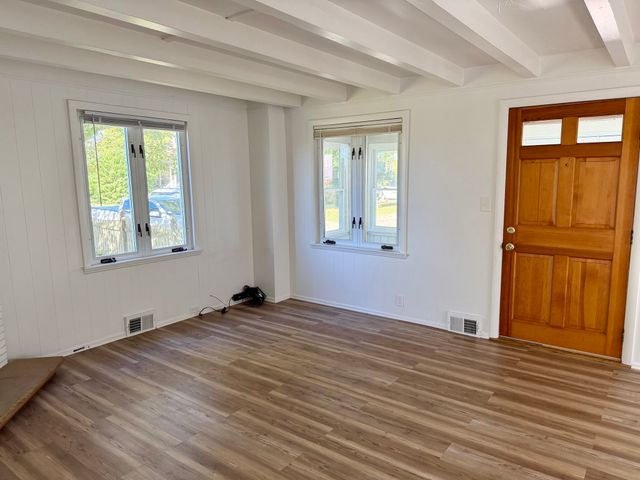 175 Spring St 1, Hull, MA 02045