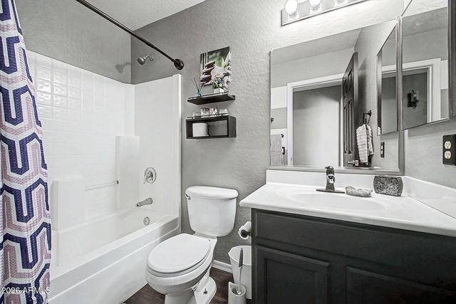 1073 S 239TH Drive, Buckeye, AZ 85326