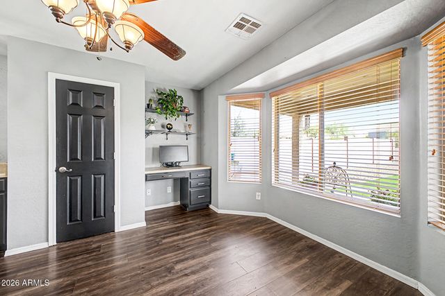 1073 S 239TH Drive, Buckeye, AZ 85326