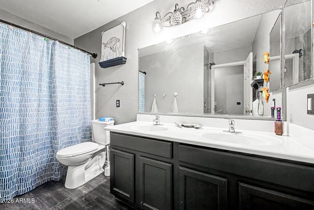 1073 S 239TH Drive, Buckeye, AZ 85326