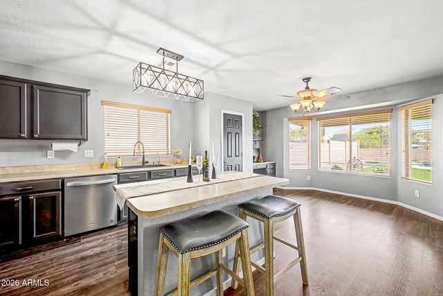 1073 S 239TH Drive, Buckeye, AZ 85326