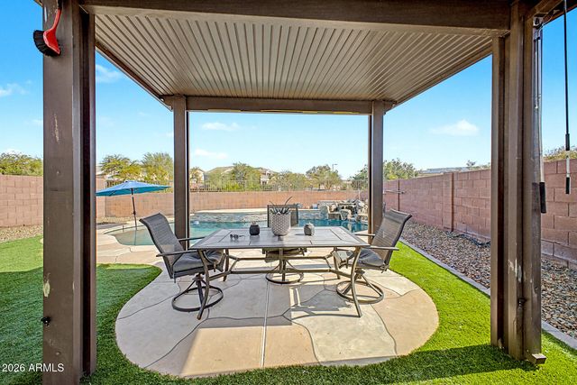 1073 S 239TH Drive, Buckeye, AZ 85326