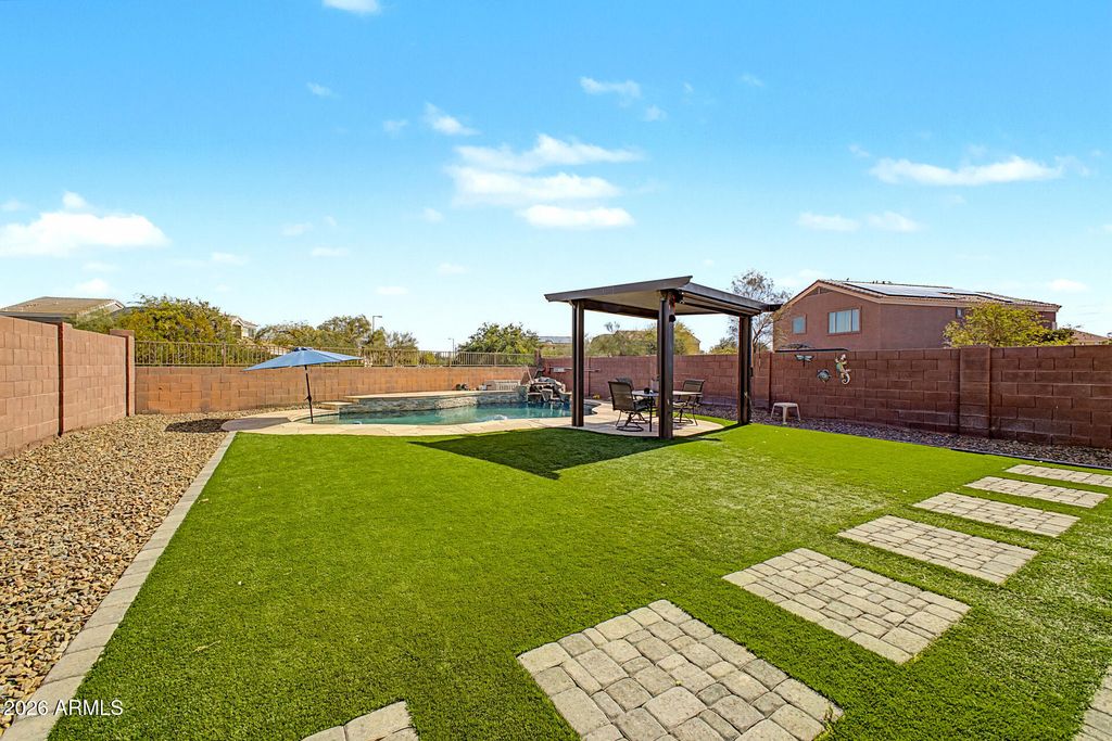 1073 S 239TH Drive, Buckeye, AZ 85326