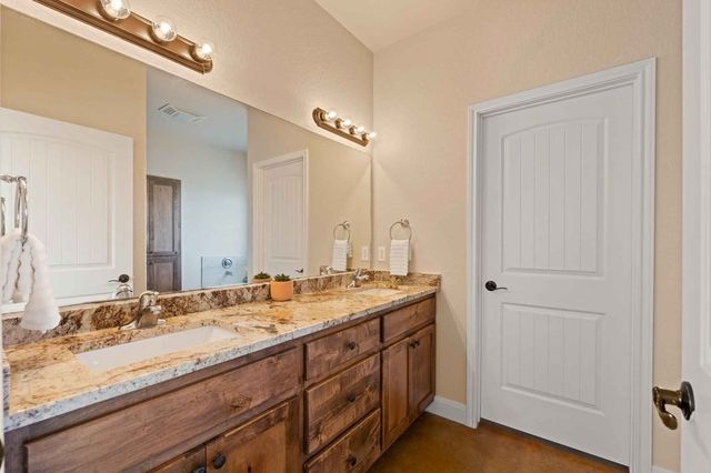 289 Scenic Outlook Trail, Fredericksburg, TX 78624