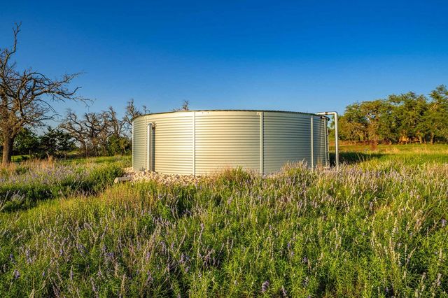 289 Scenic Outlook Trail, Fredericksburg, TX 78624