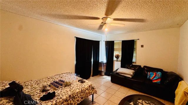 8700 Greenfield Park Drive, Bakersfield, CA 93307