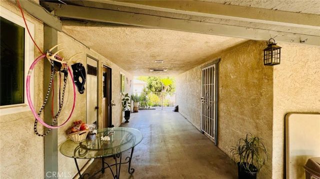 8700 Greenfield Park Drive, Bakersfield, CA 93307