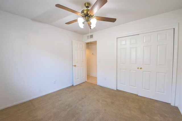 5572 W Sample Avenue, Fresno, CA 93722