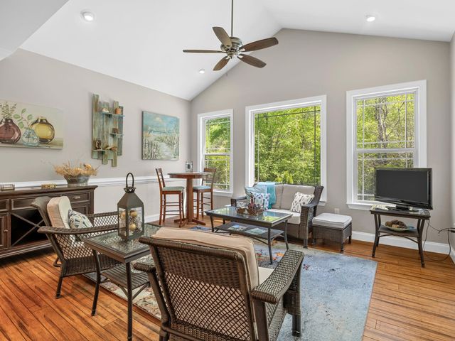 230 Floyd Meadow Drive, Inman, SC 29349