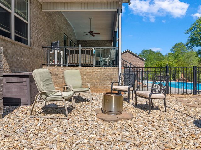 230 Floyd Meadow Drive, Inman, SC 29349