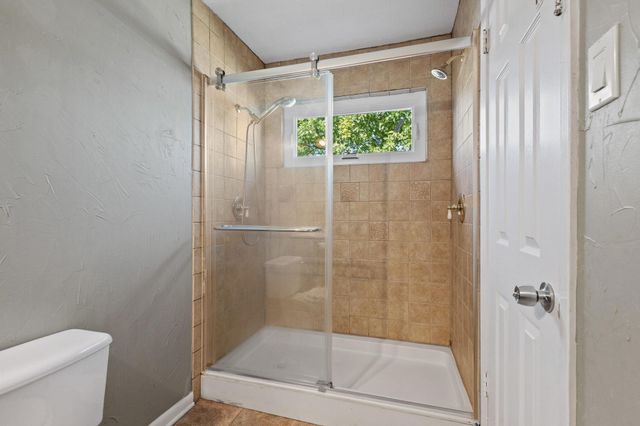 1704 W Birge Street, Sherman, TX 75092