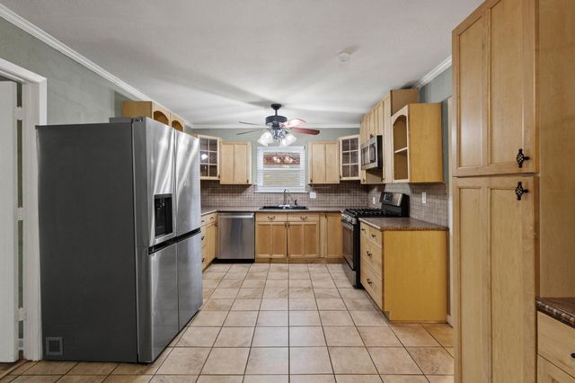 1704 W Birge Street, Sherman, TX 75092