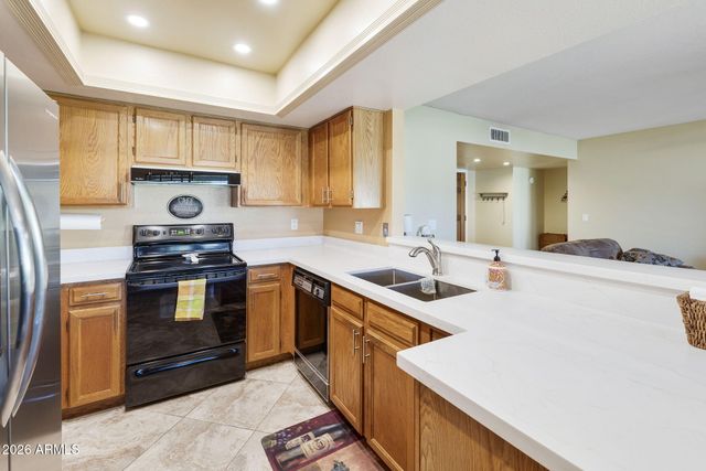 655 S SAGUARO Way, Mesa, AZ 85208