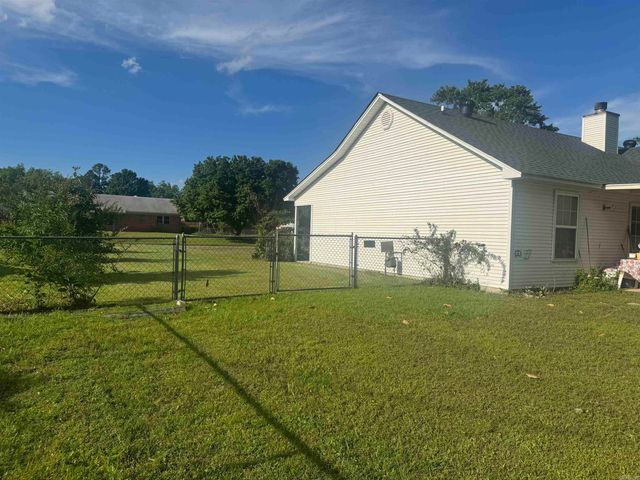 17 Colby Drive, Little Rock, AR 72206