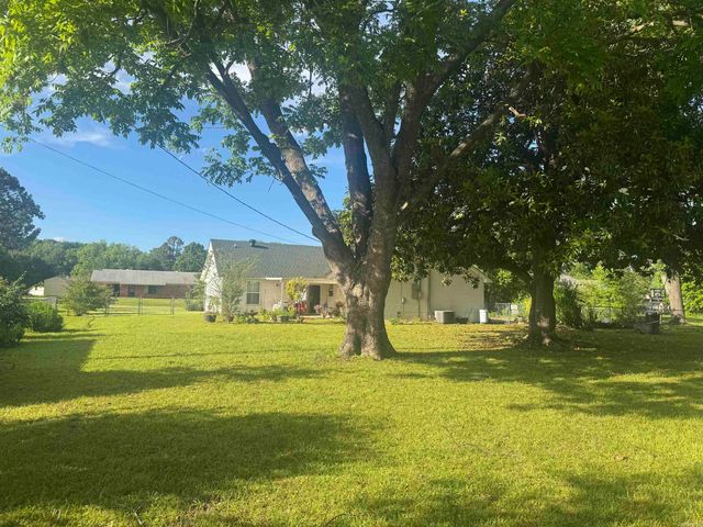 17 Colby Drive, Little Rock, AR 72206