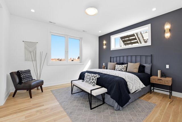 1325 N Artesian Avenue 3, Chicago, IL 60622