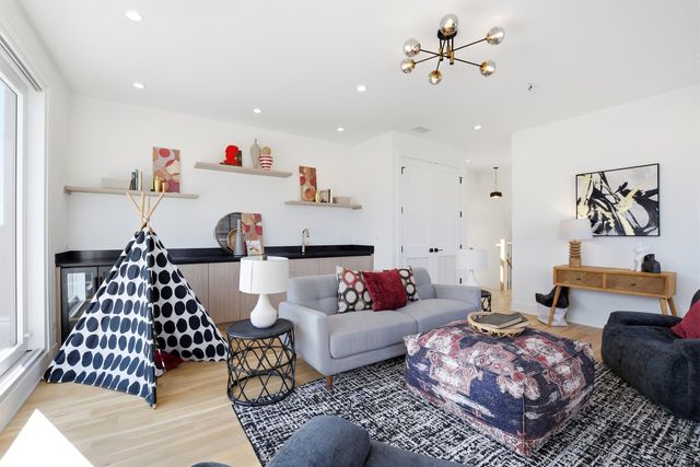 1325 N Artesian Avenue 3, Chicago, IL 60622