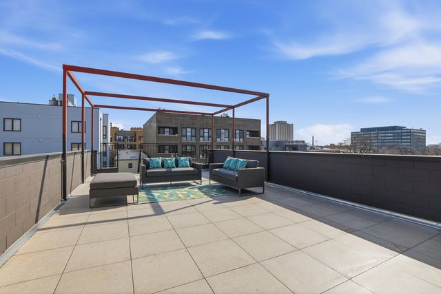 1325 N Artesian Avenue 3, Chicago, IL 60622