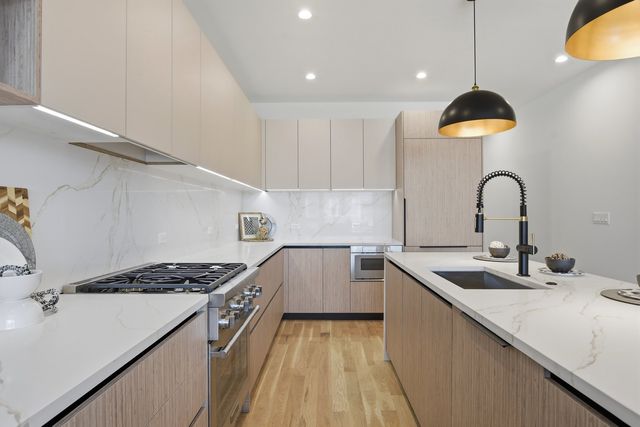 1325 N Artesian Avenue 3, Chicago, IL 60622