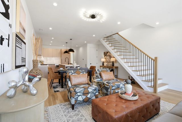 1325 N Artesian Avenue 3, Chicago, IL 60622