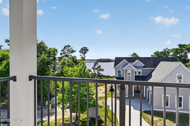 3609 Watercraft Ferry Avenue, Wilmington, NC 28412