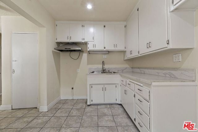 15709 S Ball Avenue, Gardena, CA 90248