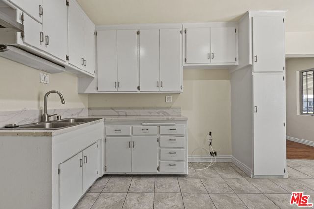 15709 S Ball Avenue, Gardena, CA 90248