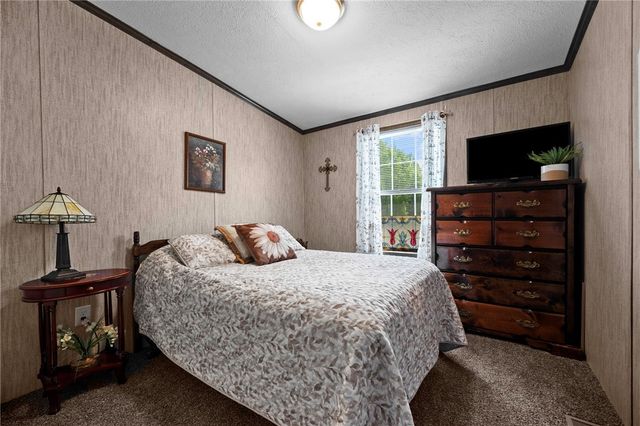 73 S Summit Rd 510, Greenville, PA 16125