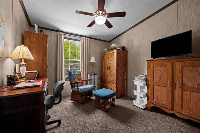 73 S Summit Rd 510, Greenville, PA 16125