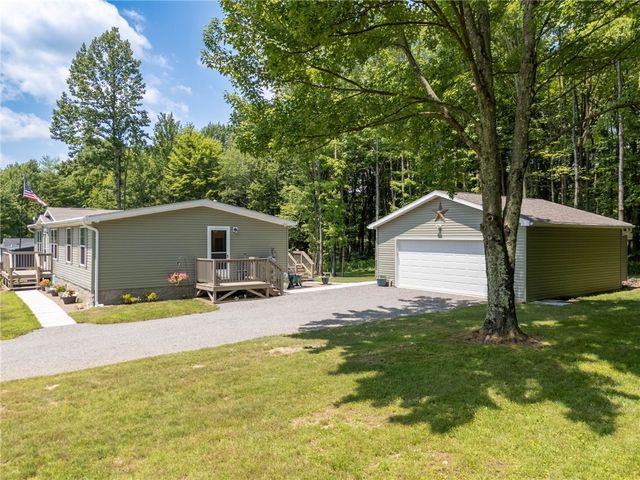 73 S Summit Rd 510, Greenville, PA 16125