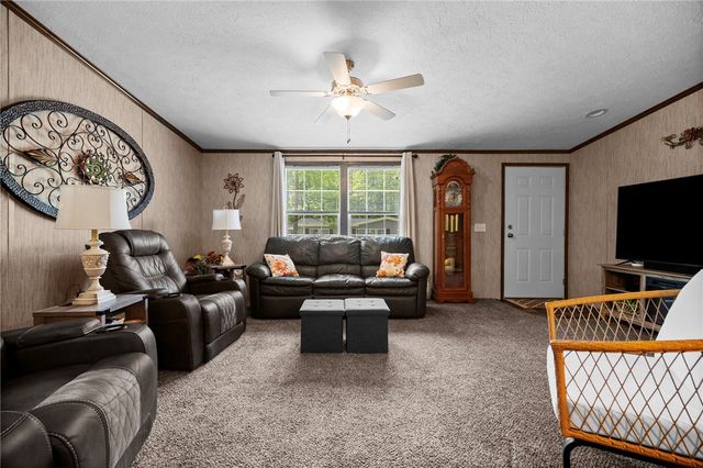 73 S Summit Rd 510, Greenville, PA 16125