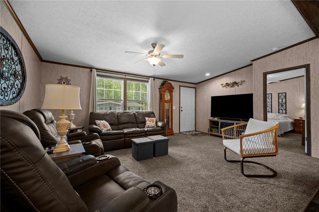 73 S Summit Rd 510, Greenville, PA 16125