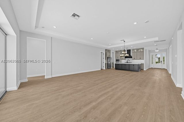 15756 Modena Street, Naples, FL 34114