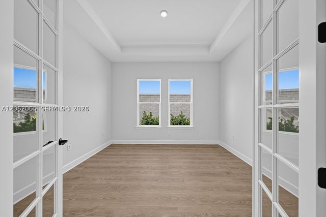 15756 Modena Street, Naples, FL 34114