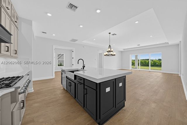 15756 Modena Street, Naples, FL 34114