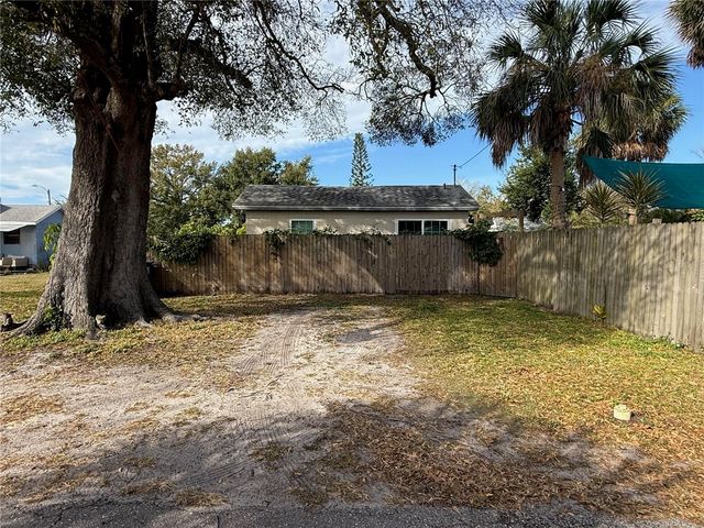 3317 18TH STREET N, St Petersburg, FL 33713