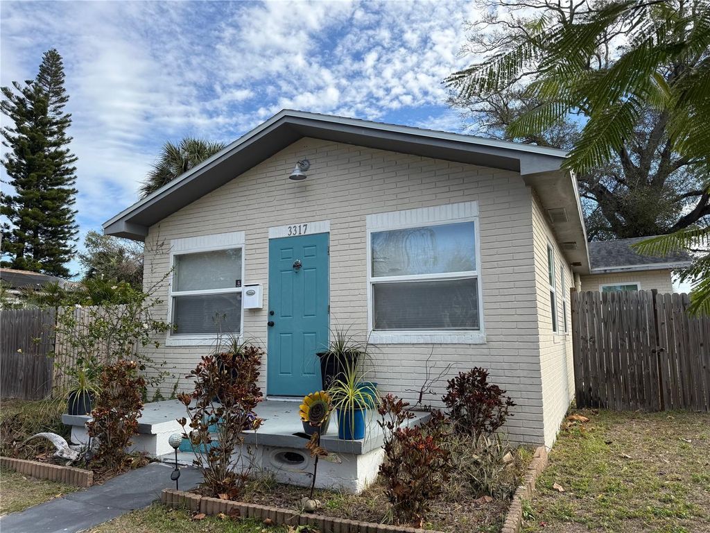 Image 2 of property listing at 3317 18TH STREET N, St Petersburg, FL 33713