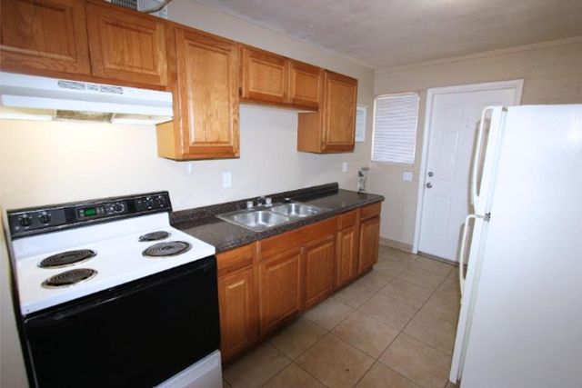 320 S Allen, Mesa, AZ 85204