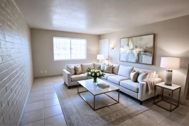 320 S Allen, Mesa, AZ 85204