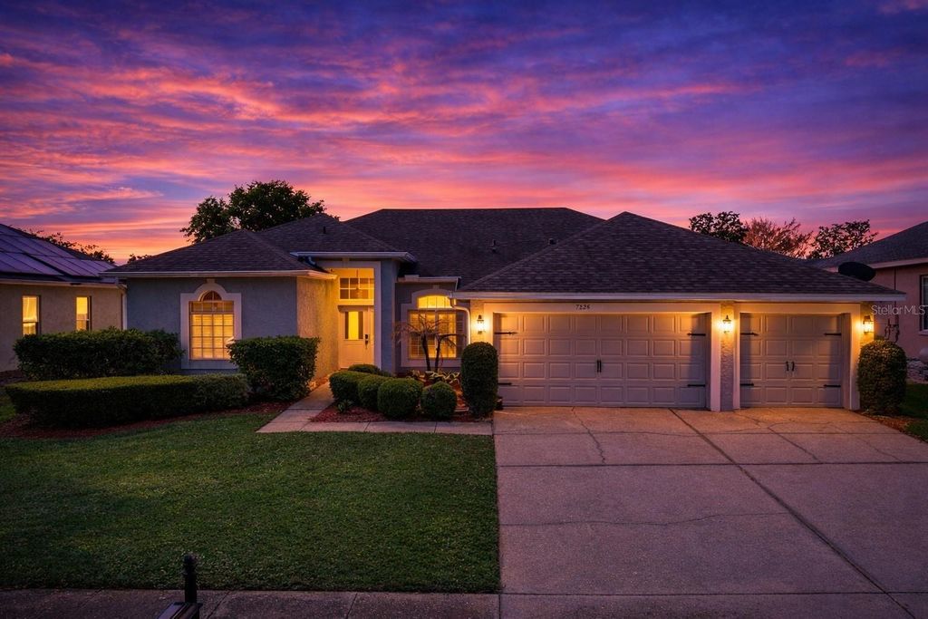 Image 28 of property listing at 7824 FERNLEAF DRIVE, Orlando, FL 32836