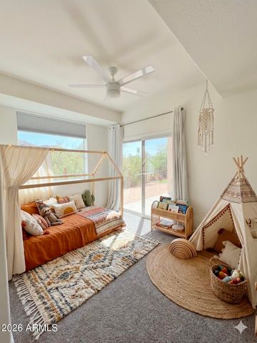 933 W MERCER Lane, Phoenix, AZ 85029