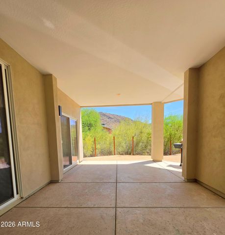 933 W MERCER Lane, Phoenix, AZ 85029