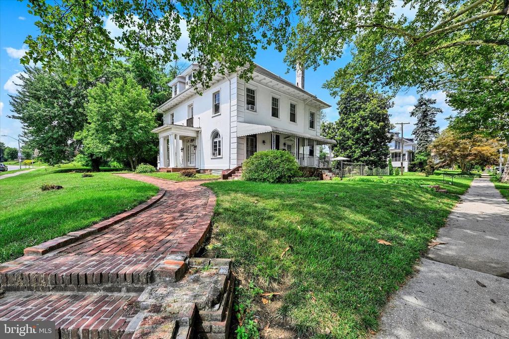 3104 N HILTON ST, Baltimore, MD 21216