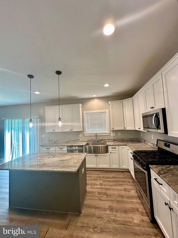 10468 JOHNSON DR, King George, VA 22485