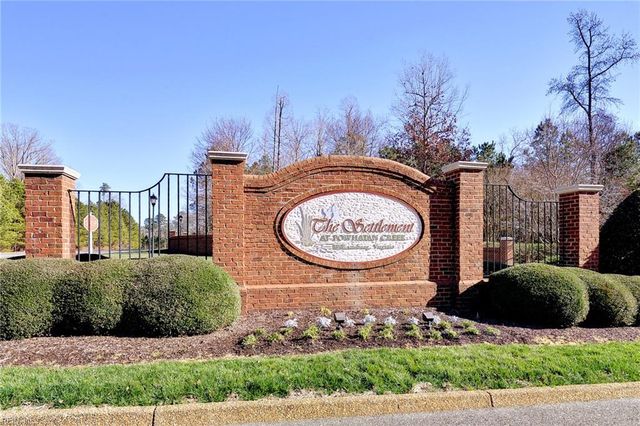 4204 Berry SQ, Williamsburg, VA 23188
