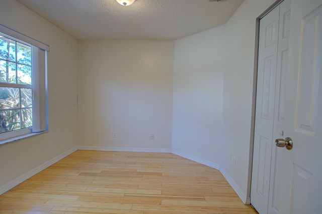 114 Ferndale Ln, Palm Coast, FL 32137