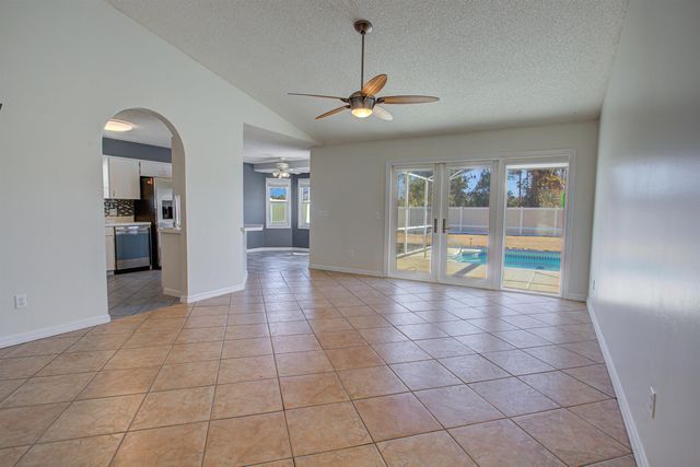 114 Ferndale Ln, Palm Coast, FL 32137